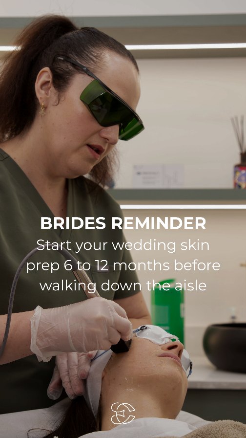 Bridal skin preparation starts long before the wedding day. Why? Because real skin change takes time.
If you want your skin to look clear, smooth, and radiant on your wedding day, preparation should begin 6 to 12 months in advance. Collagen remodelling, pigmentation correction, acne clearing, and skin texture improvement cannot be achieved in just a few weeks.
Starting early allows your practitioner to properly assess your skin, create a personalised treatment plan, and space treatments safely for the best results. These treatments require consistency, proper spacing between sessions, and time for the skin to respond and regenerate.
Treatments such as HydraFacial, SkinPen Microneedling, Morpheus8, and Lumecca can support skin renewal, improve tone and texture, and enhance overall skin quality when performed as part of a structured plan that supports long term results.
Planning ahead also allows your practitioner to adjust treatments along the way, ensuring your skin looks its absolute best when your wedding day arrives. That said, the timeline always depends on the client. Your skin concerns, treatment goals, and the time available before your wedding will all shape the plan created for you.
Book your consultation at Etica Clinic and begin your personalised bridal skin preparation plan.
📍 Etica Clinic, Eastcote & Northwood
.
#aestheticclinic #londonskinclinic #bridalskincare #weddingskinprep #hydrafaciallondon